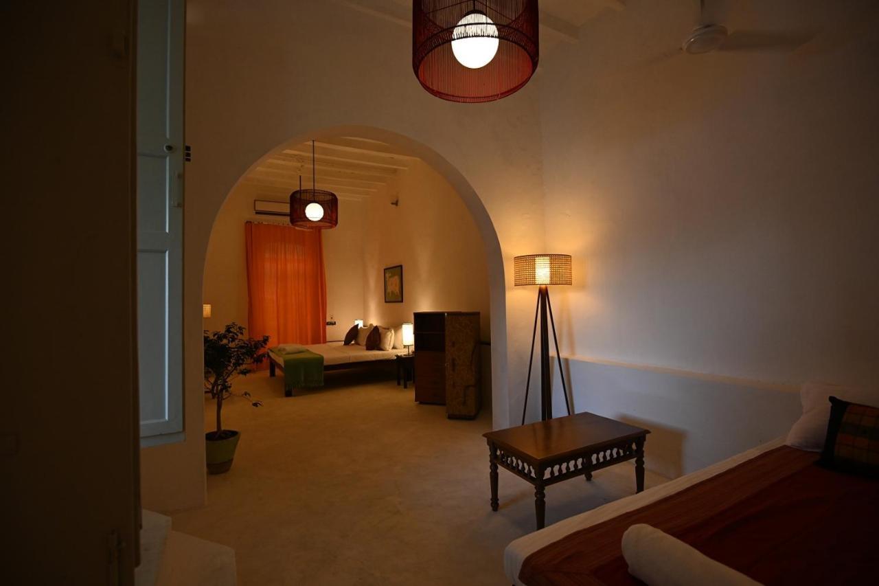 La Cedille - French Heritage House 蓬蒂切里 外观 照片