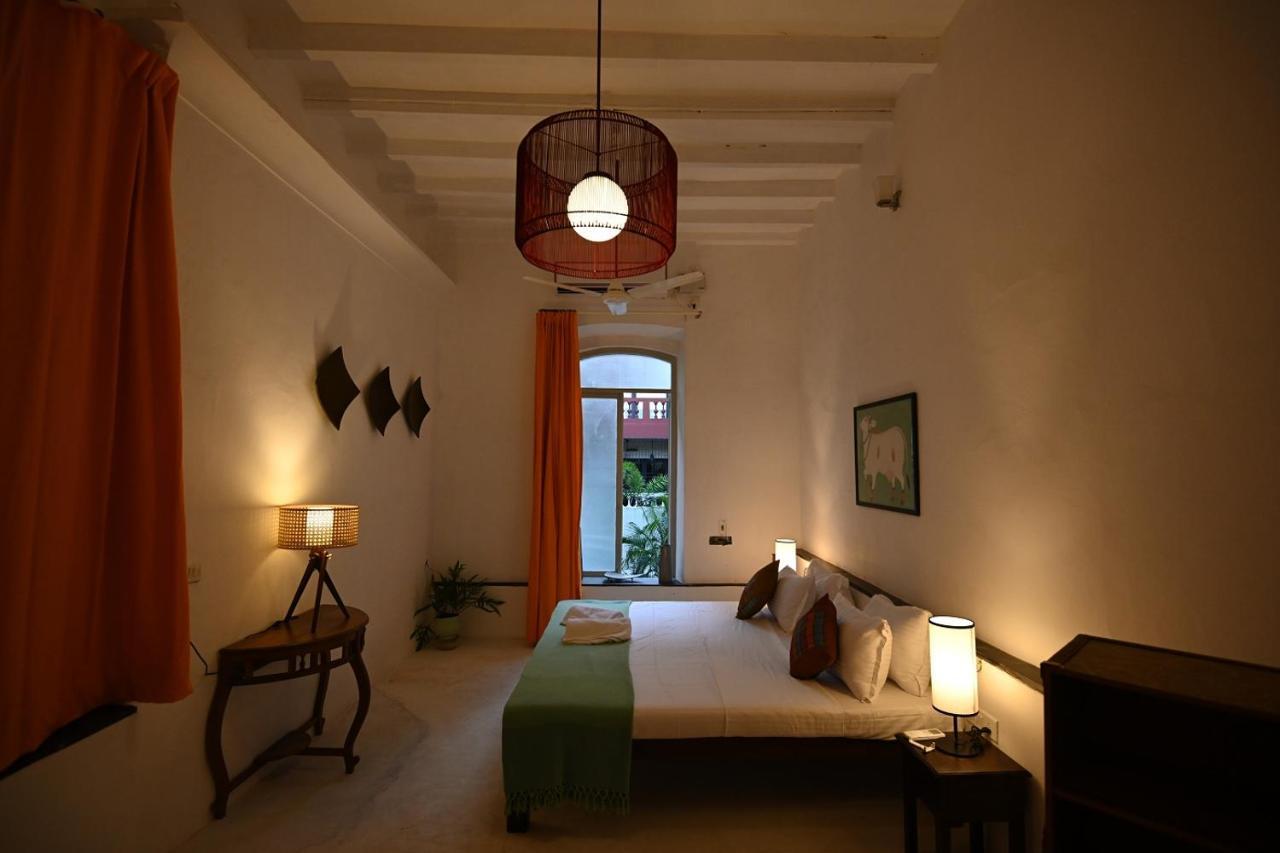 La Cedille - French Heritage House 蓬蒂切里 外观 照片